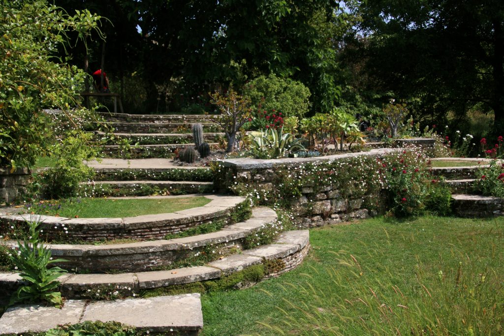 semi-circular steps leading down to lawn